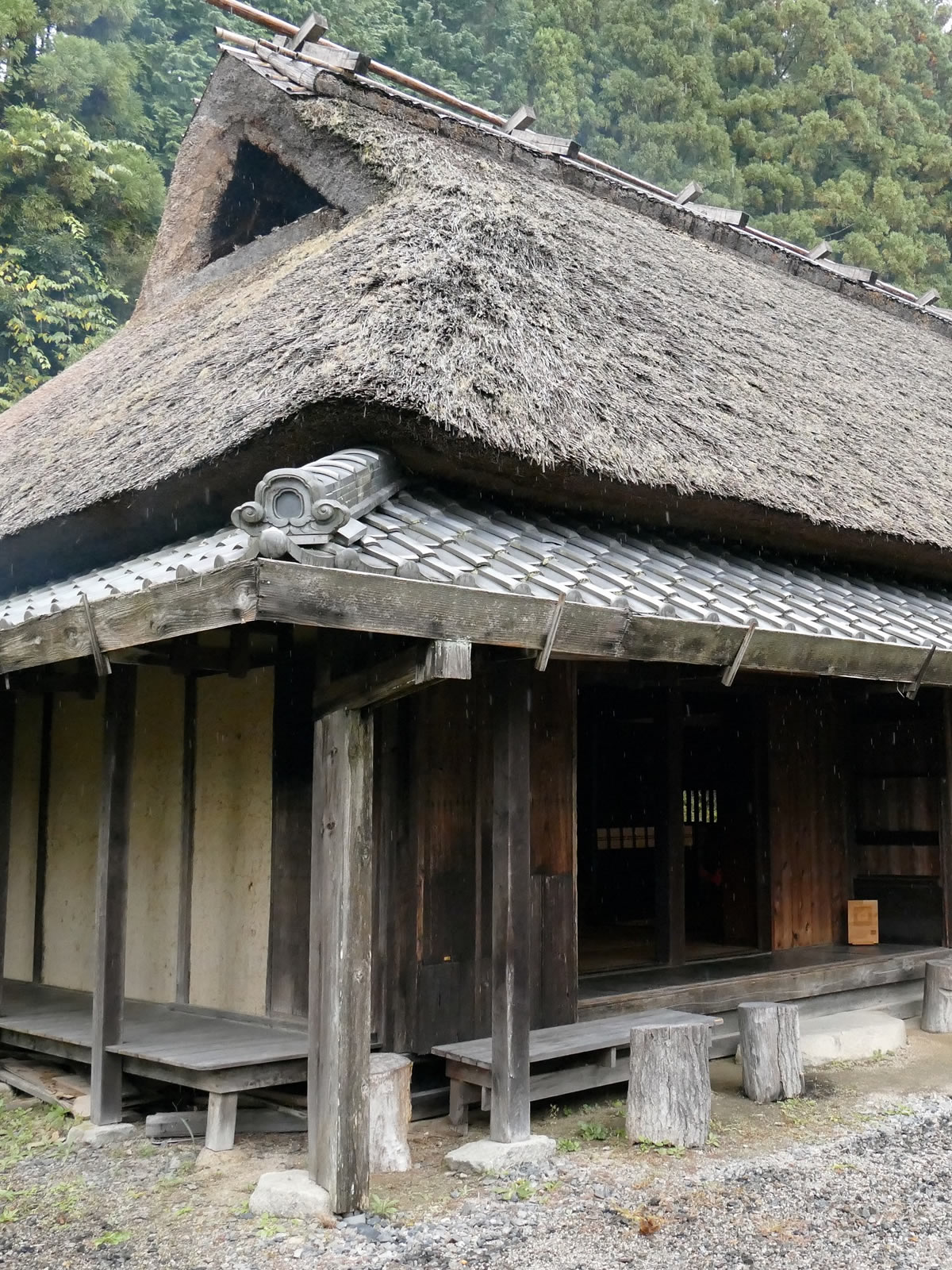 明知町