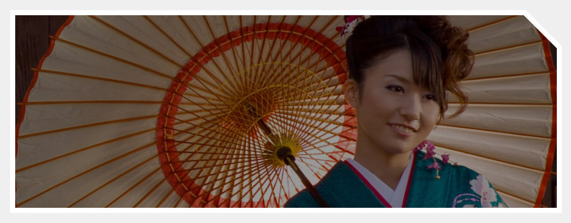 成人振袖を来た女性