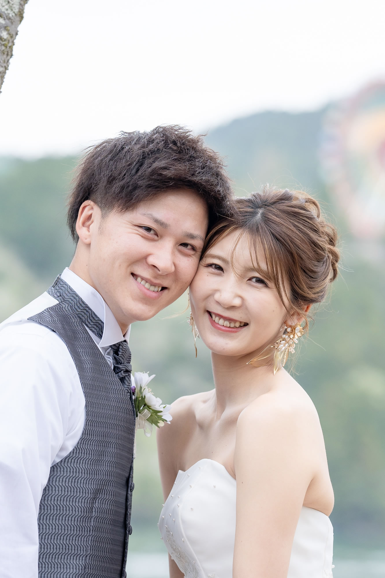 アップ写真の新郎新婦